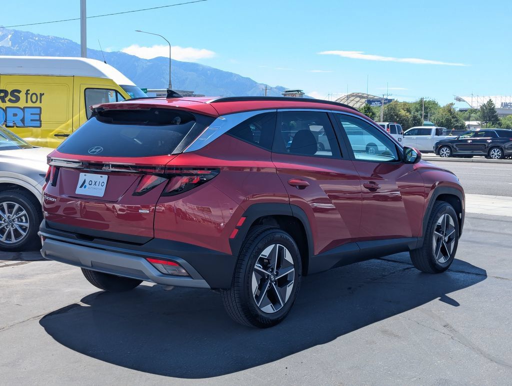 Used 2026 Hyundai Tucson SEL Plus AWD/4WD image 4