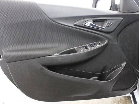 Used 2024 Chevrolet Malibu LT image 16