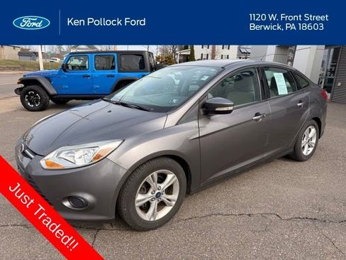 Used 2014 Ford Focus SE image 1