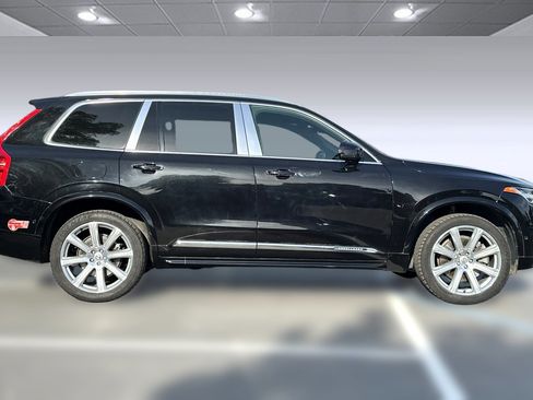 Used 2017 Volvo XC90 T8 Excellence image 7
