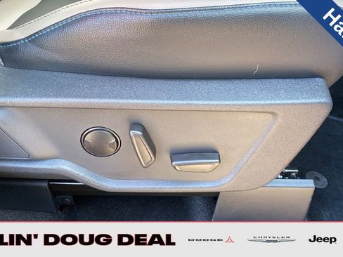 Used 2024 Ford Bronco Wildtrak image 40