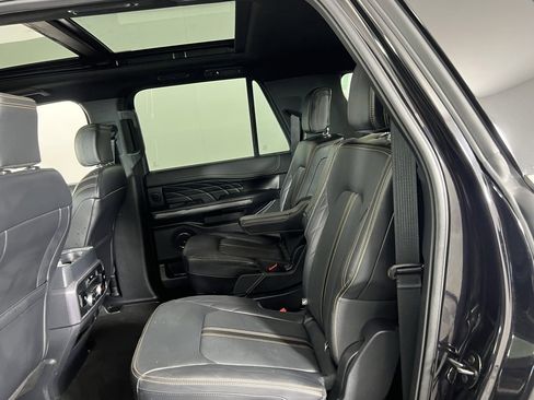 Used 2023 Ford Expedition Max Platinum image 27