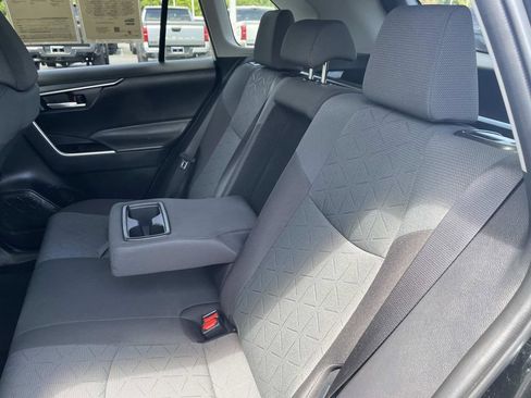 Used 2025 Toyota RAV4 XLE w/ Convenience Package FWD image 14