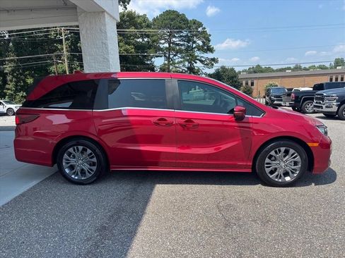 Used 2025 Honda Odyssey Touring image 20