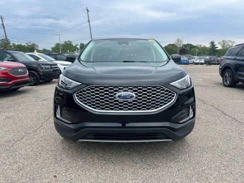 Used 2024 Ford Edge SEL w/ Convenience Package AWD/4WD image 2
