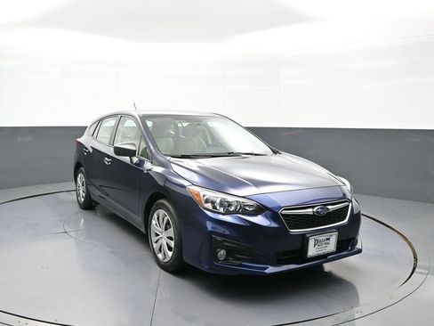 Used 2019 Subaru Impreza 2.0i w/ Eyesight AWD/4WD image 3