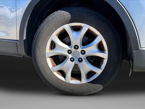 Used 2011 MAZDA CX-9 Touring w/ Moonroof & Bose Audio Pkg image 2