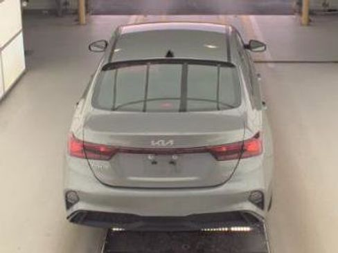 Used 2023 Kia Forte LXS FWD image 8