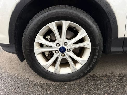 Used 2018 Ford Escape SEL AWD/4WD image 38