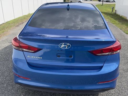 Used 2018 Hyundai Elantra SEL FWD image 6
