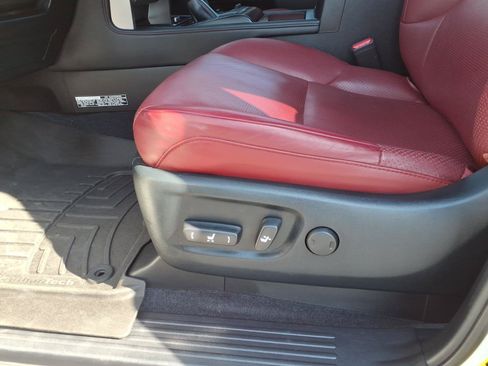 Used 2021 Lexus GX 460 Luxury w/ Accessory Package AWD/4WD image 23