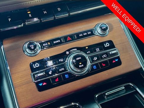 Used 2020 Lincoln Aviator Reserve w/ Equipment Group 201A AWD/4WD image 16