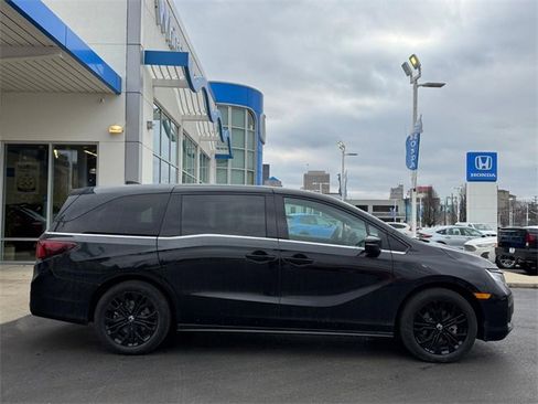 Certified 2026 Honda Odyssey Sport-L image 2