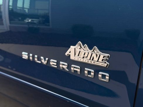 Used 2018 Chevrolet Silverado 1500 LT w/ All Star Edition AWD/4WD image 13