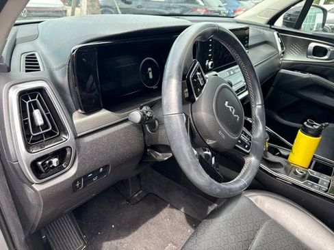 Used 2023 Kia Sorento SX FWD image 16