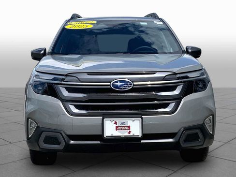 Certified 2025 Subaru Forester Limited AWD/4WD image 4