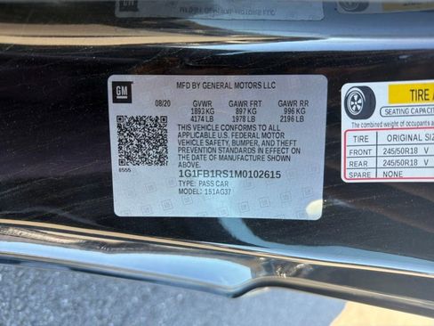 Used 2021 Chevrolet Camaro LT image 38