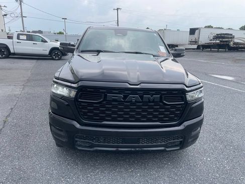 Used 2025 RAM 1500 Big Horn AWD/4WD image 9