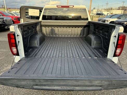 New 2026 GMC Sierra 1500 SLE w/ X31 Off-Road Package image 9