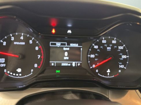 Used 2026 Chevrolet Trax LS FWD image 13