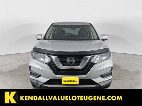 Used 2018 Nissan Rogue S AWD/4WD image 2
