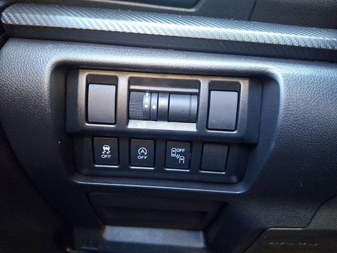 Certified 2023 Subaru Crosstrek 2.0i Premium image 36