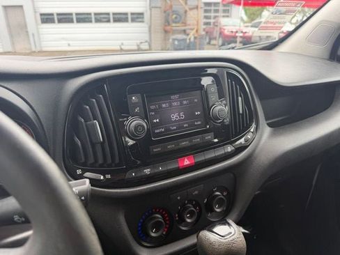 Used 2018 RAM ProMaster City Tradesman FWD image 15