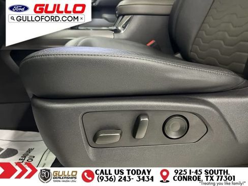 Used 2023 Chevrolet Silverado 1500 ZR2 w/ Technology Package AWD/4WD image 21