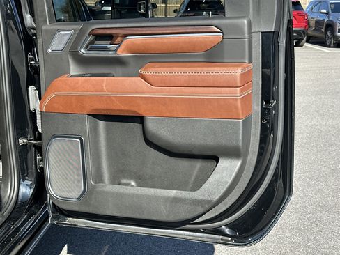 Certified 2024 GMC Sierra 2500 Denali Ultimate image 17