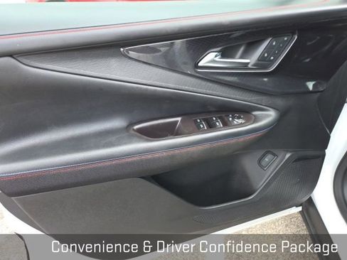 Used 2024 Chevrolet Blazer EV RS image 10