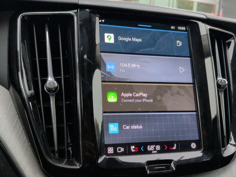 Used 2025 Volvo XC60 B5 Plus image 24