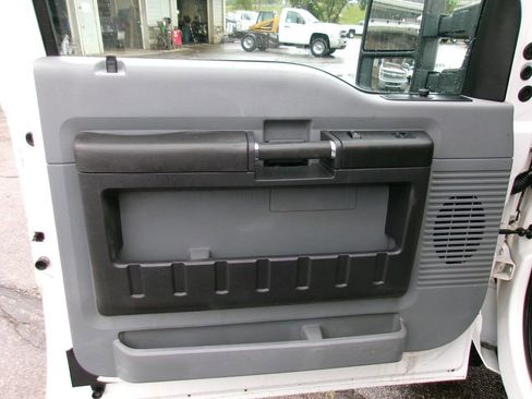 Used 2016 Ford F350 XL AWD/4WD image 14