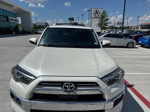 Used 2022 Toyota 4Runner Limited AWD/4WD image 8