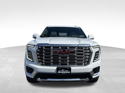 Used 2025 GMC Yukon Denali w/ Sun & Power Step Package image 28