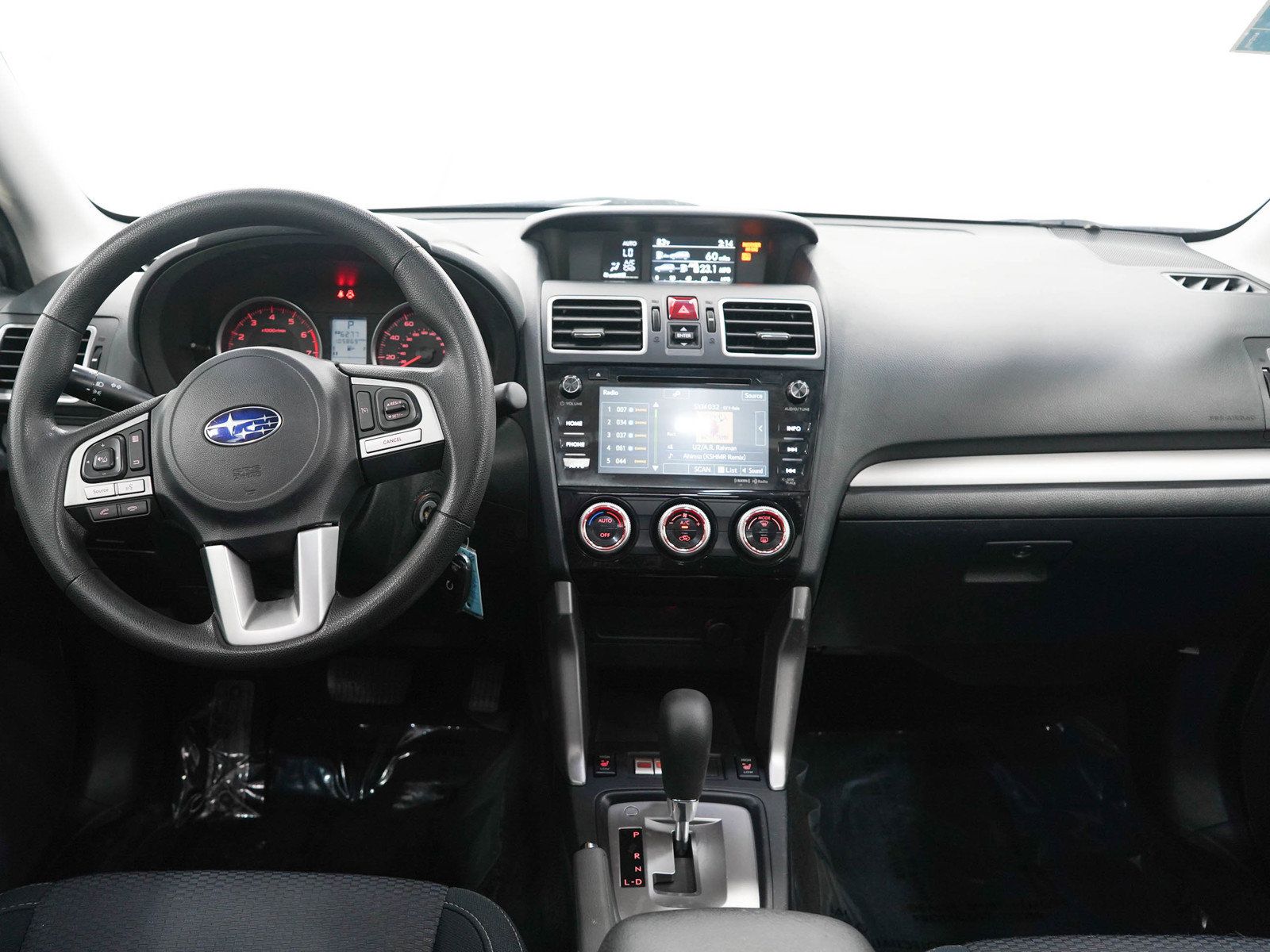 Used 2017 Subaru Forester 2.5i Premium w/ All-Weather Package AWD/4WD image 15