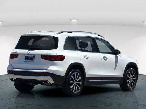 Certified 2022 Mercedes-Benz GLB 250 4MATIC image 7