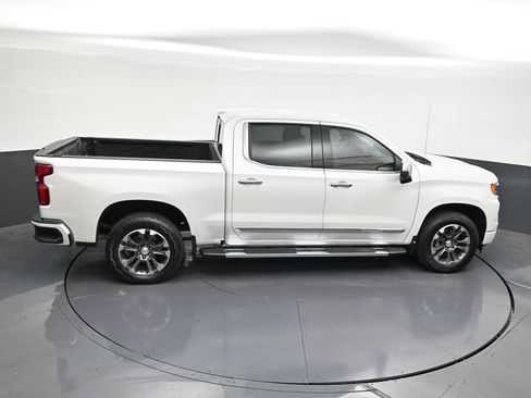 Used 2024 Chevrolet Silverado 1500 High Country AWD/4WD image 21