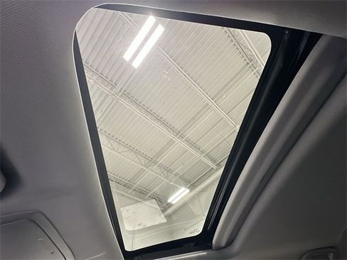 Used 2022 Honda CR-V EX-L image 32