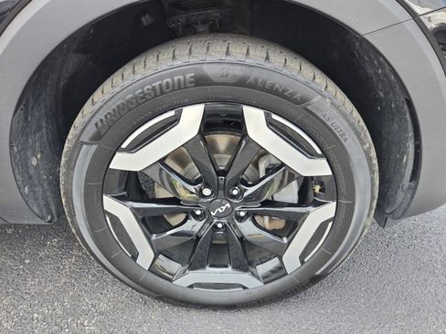 Used 2023 Kia Telluride S AWD/4WD image 40
