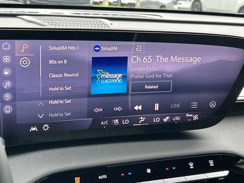 New 2025 Buick Enclave Avenir w/ Super Cruise Package image 38