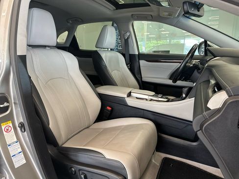 Used 2017 Lexus RX 350 AWD w/ Premium Package image 22