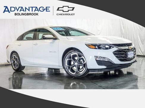 Used 2024 Chevrolet Malibu LT image 1