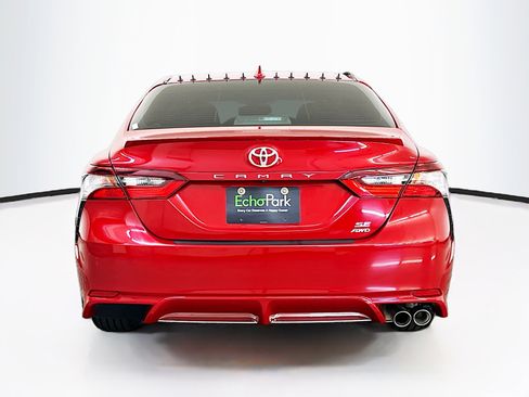Used 2021 Toyota Camry SE w/ Cold Weather Package AWD/4WD image 7