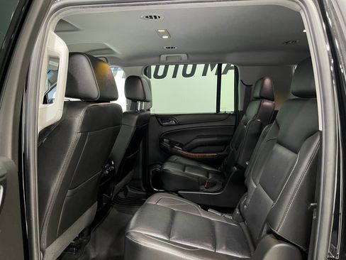 Used 2018 Chevrolet Suburban Premier AWD/4WD image 29