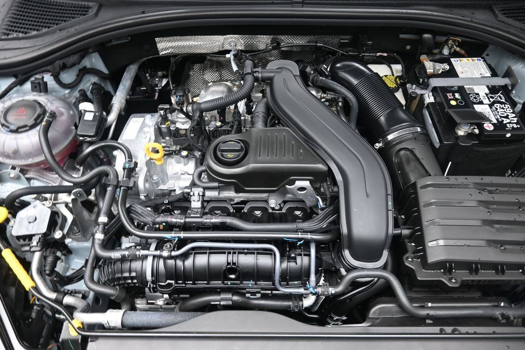 Used 2026 Volkswagen Jetta Sport FWD image 28