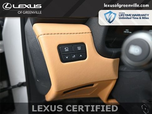 Certified 2024 Lexus LX 600 4WD w/ Premium Package image 11