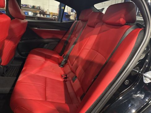 Used 2025 Toyota Camry XSE image 39