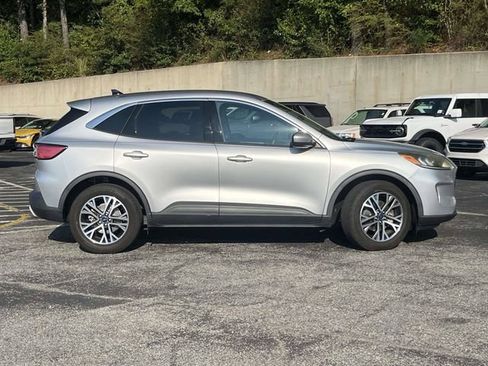 Certified 2020 Ford Escape SEL FWD image 2