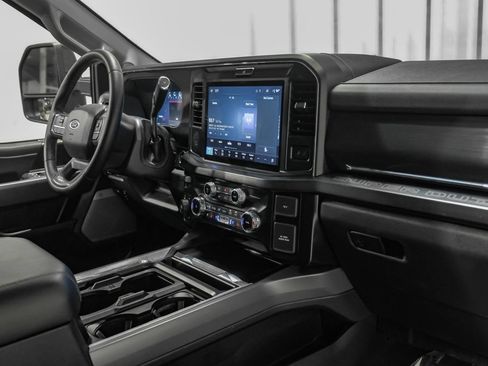 Used 2025 Ford F250 Lariat AWD/4WD image 13