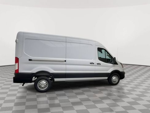 New 2026 Ford Transit 250 148 Medium Roof Extended AWD image 33